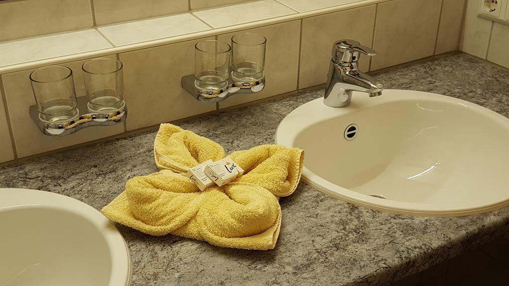 ריד אים אוברינטל Apart Am Brunnen מראה חיצוני תמונה